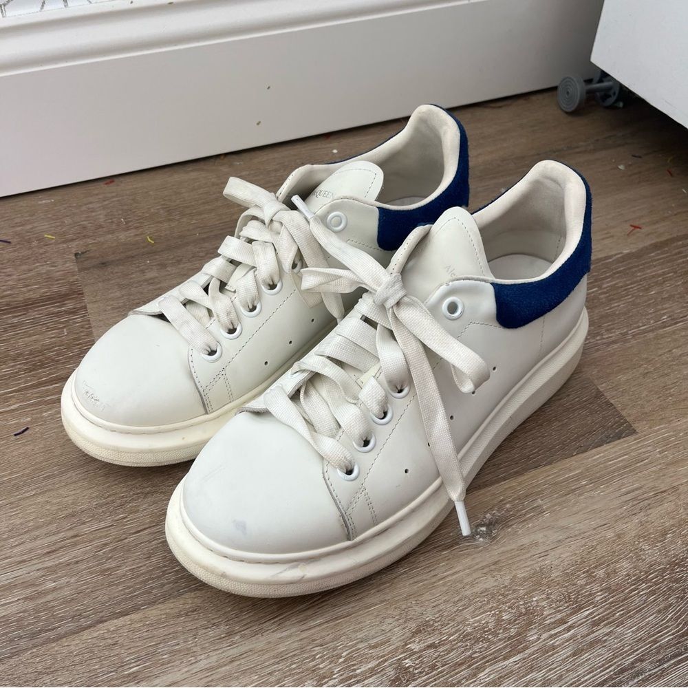 Alexander McQueen Men's Oversized Sneaker White/Paris Blue